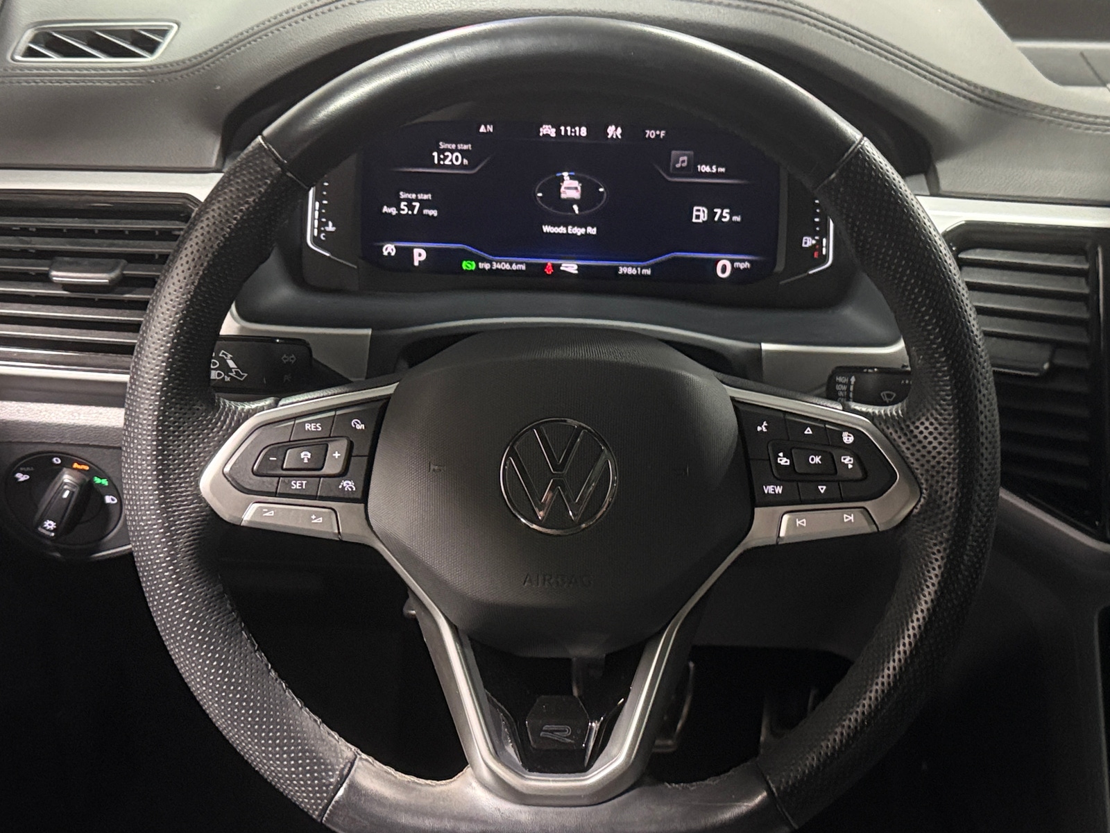 Thumbnail: 2022 Volkswagen Atlas - 4
