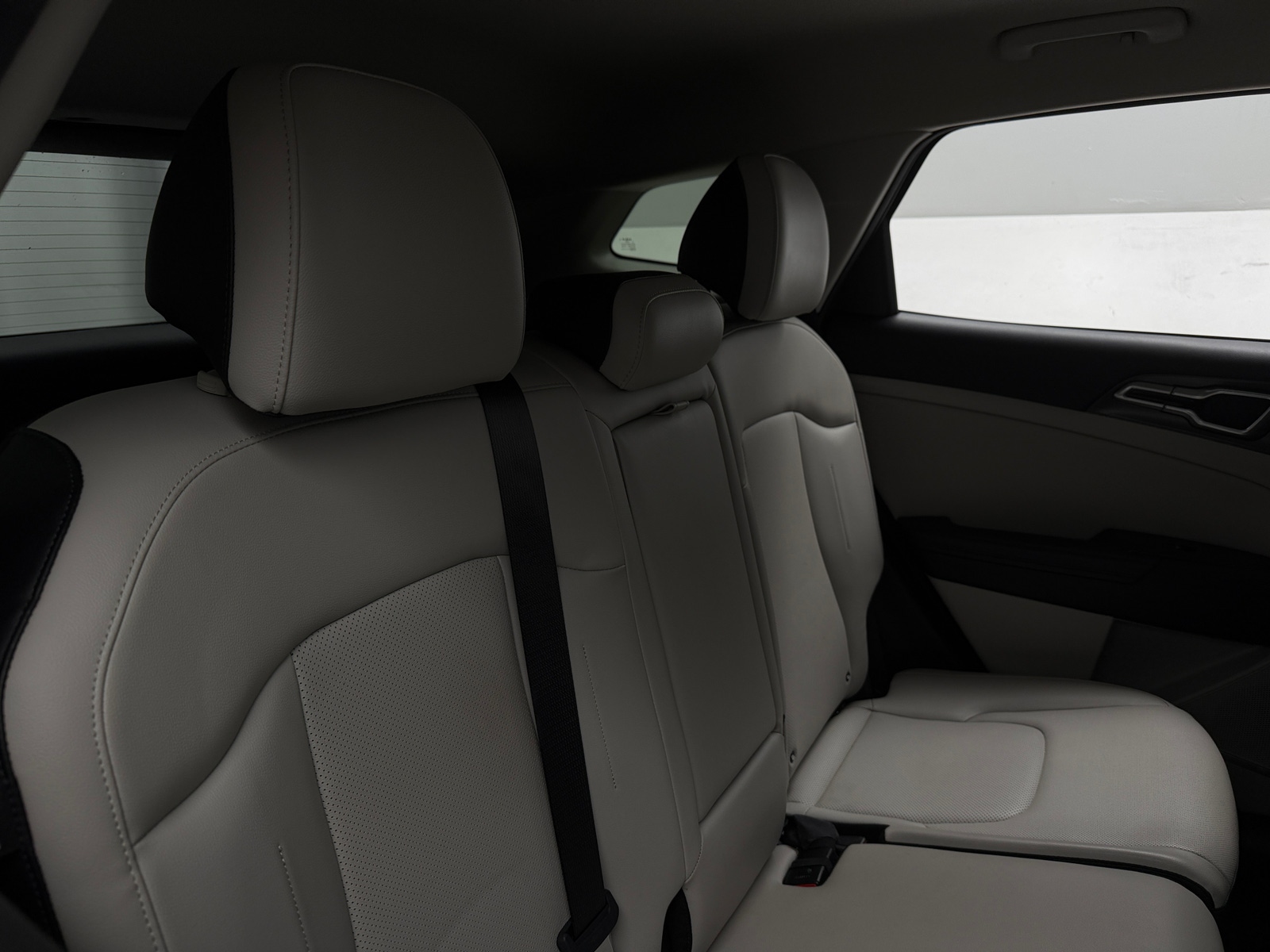 Thumbnail: 2024 Kia Sportage - 5
