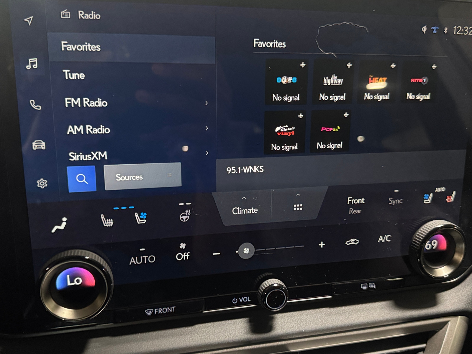 Thumbnail: 2025 Lexus RX - 4