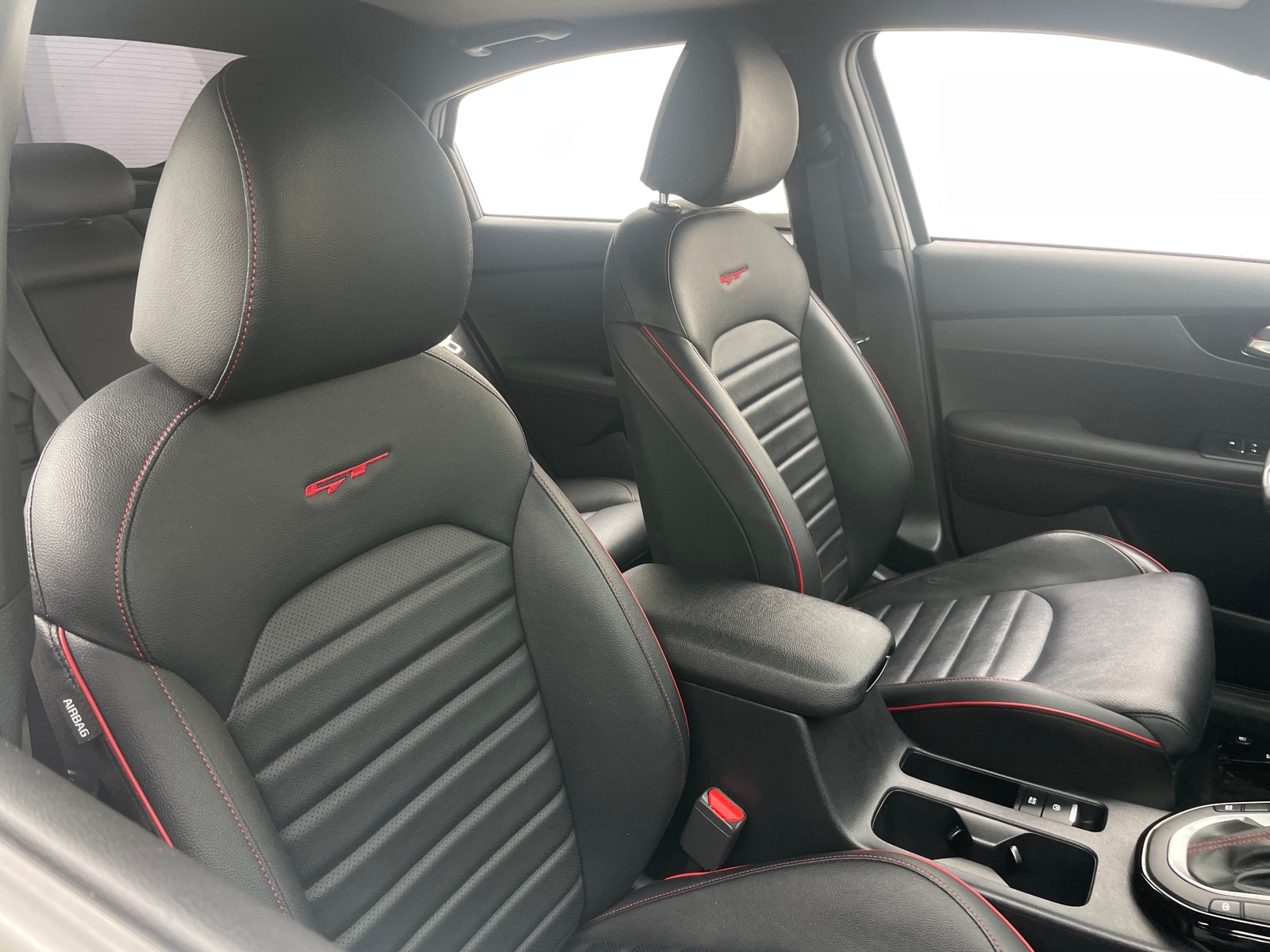 Thumbnail: 2023 Kia Forte - 2