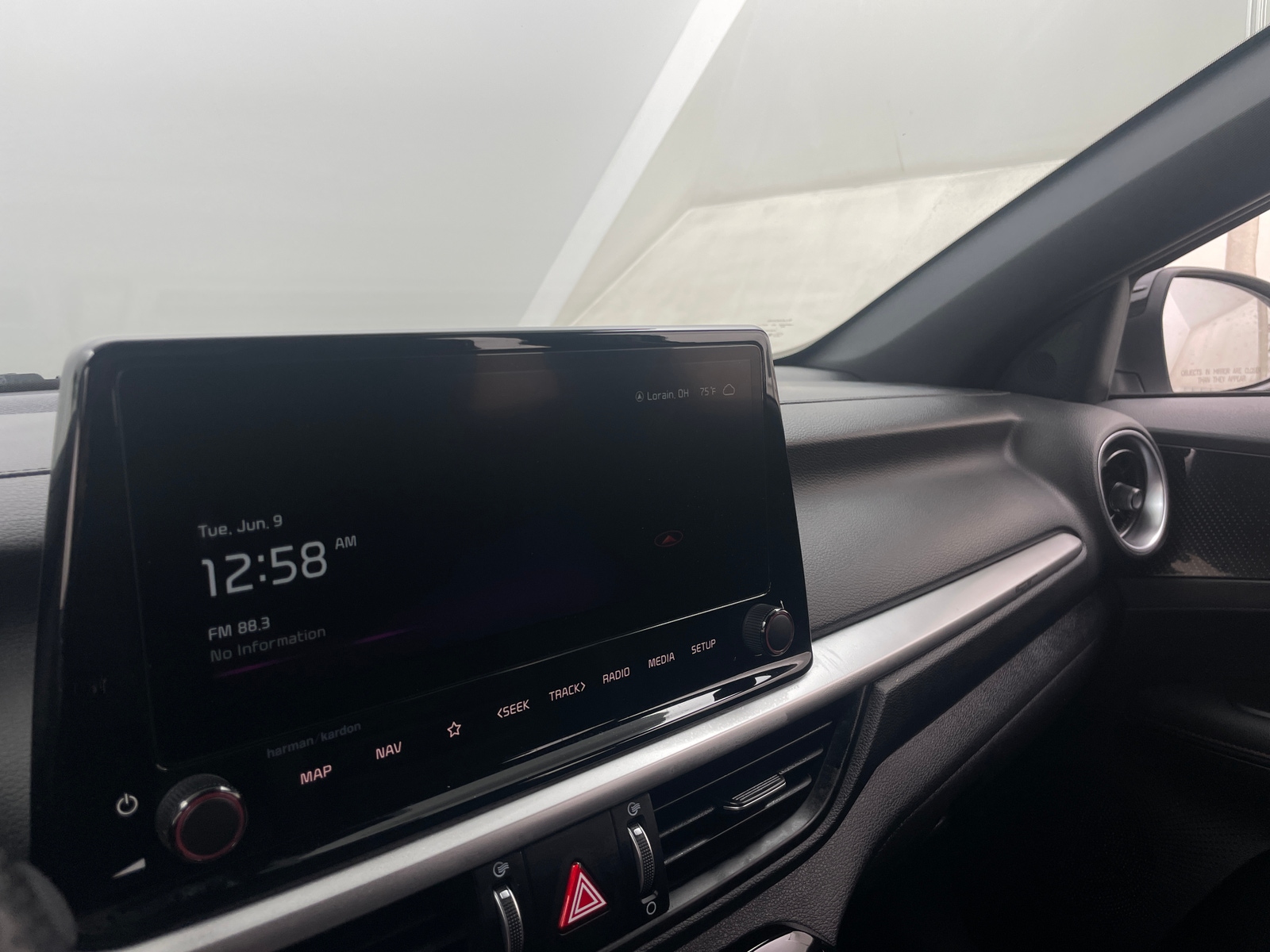 Thumbnail: 2023 Kia Forte - 4