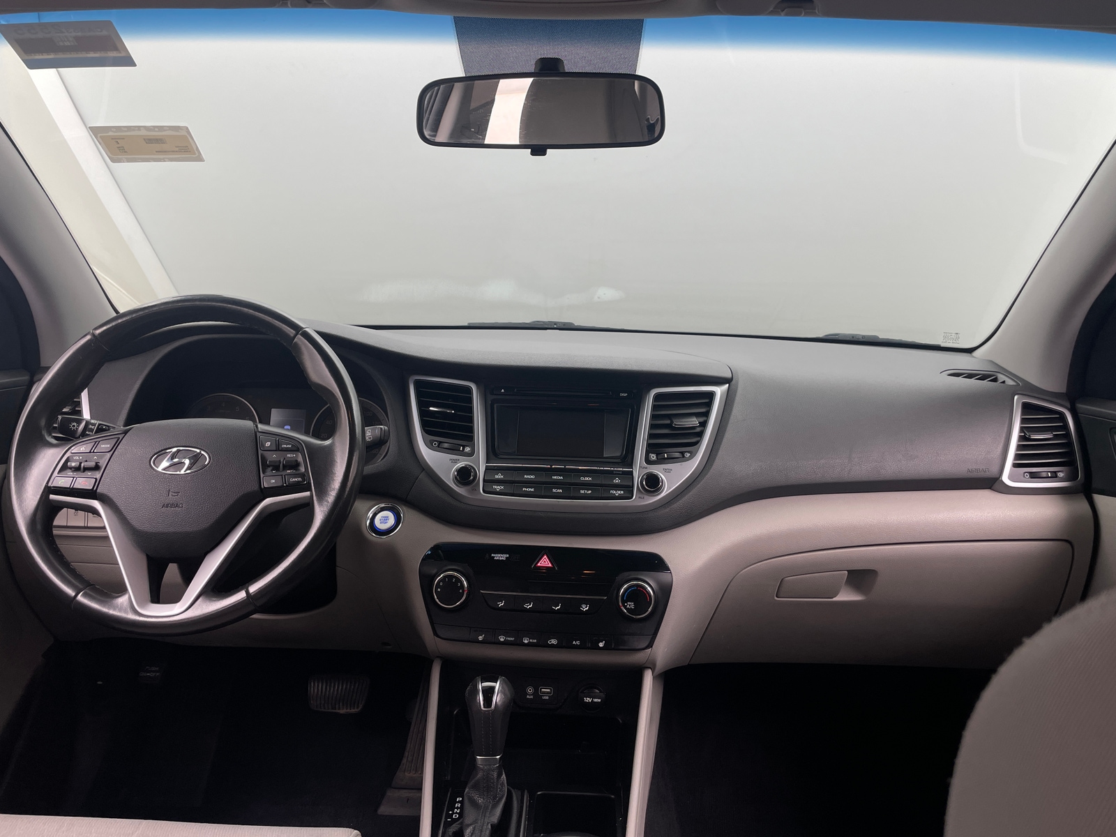 Thumbnail: 2017 Hyundai Tucson - 3