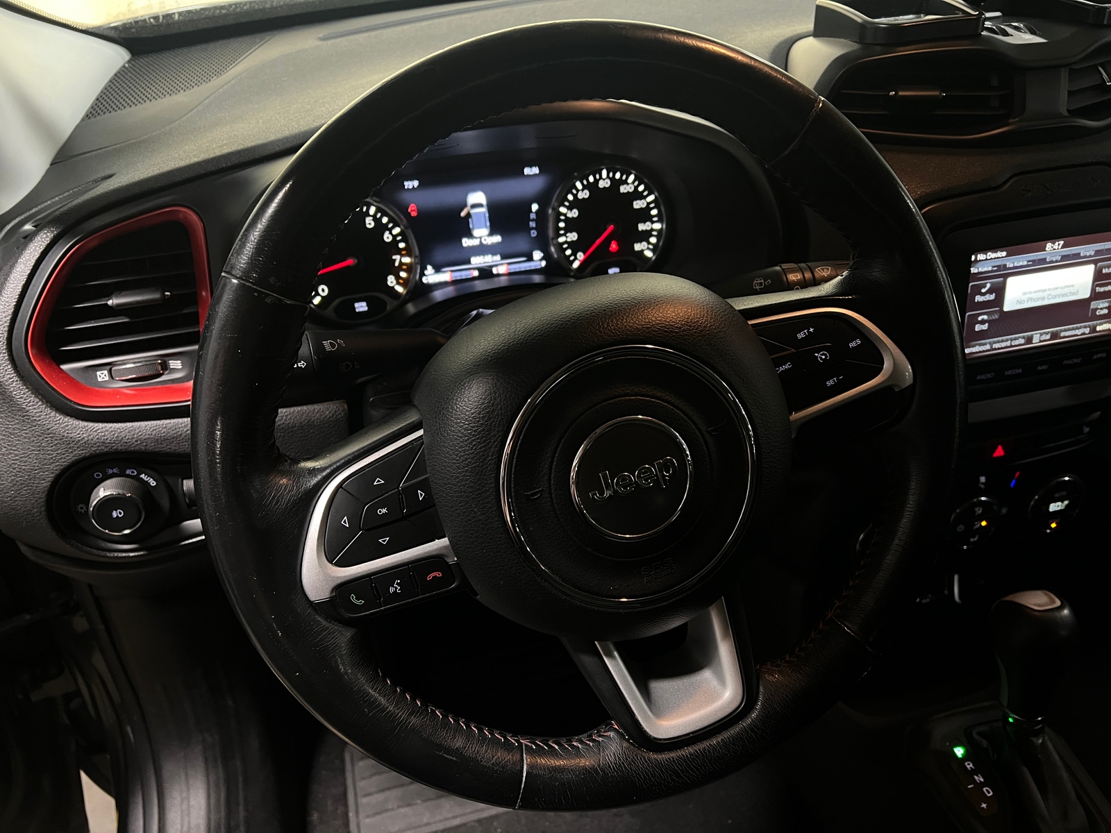 Thumbnail: 2017 Jeep Renegade - 5