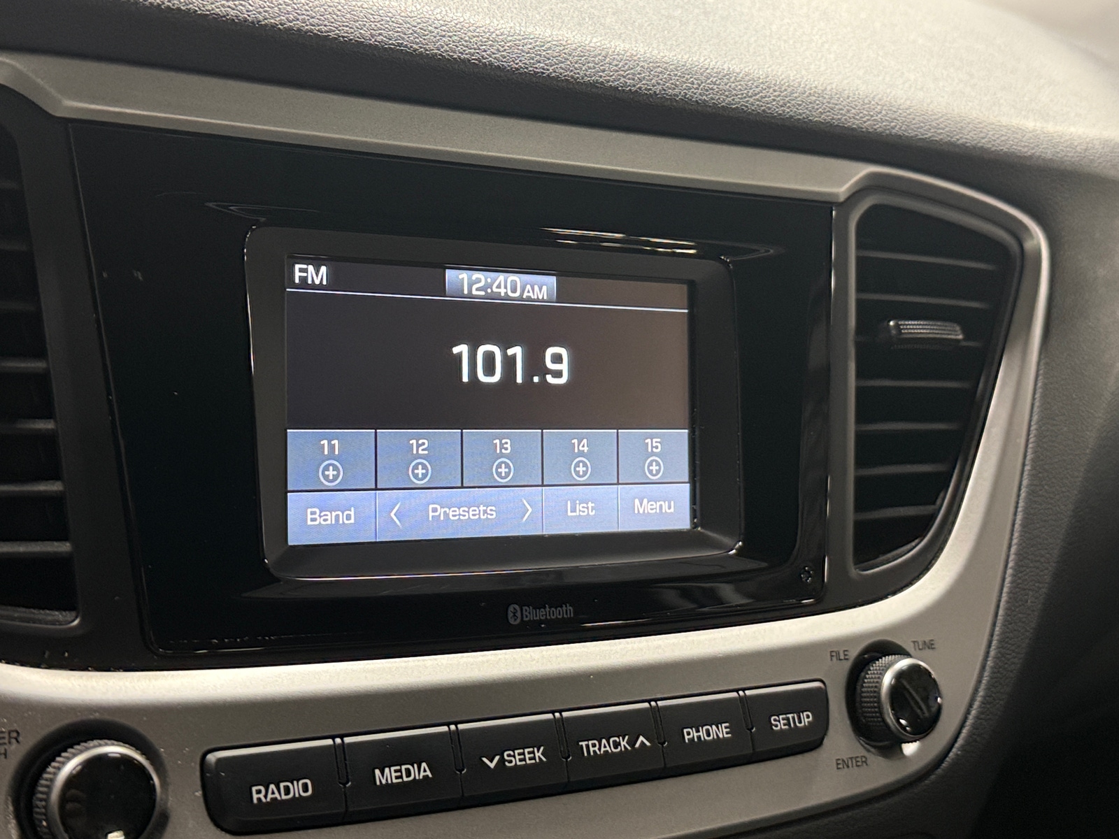 Thumbnail: 2021 Hyundai Accent - 4