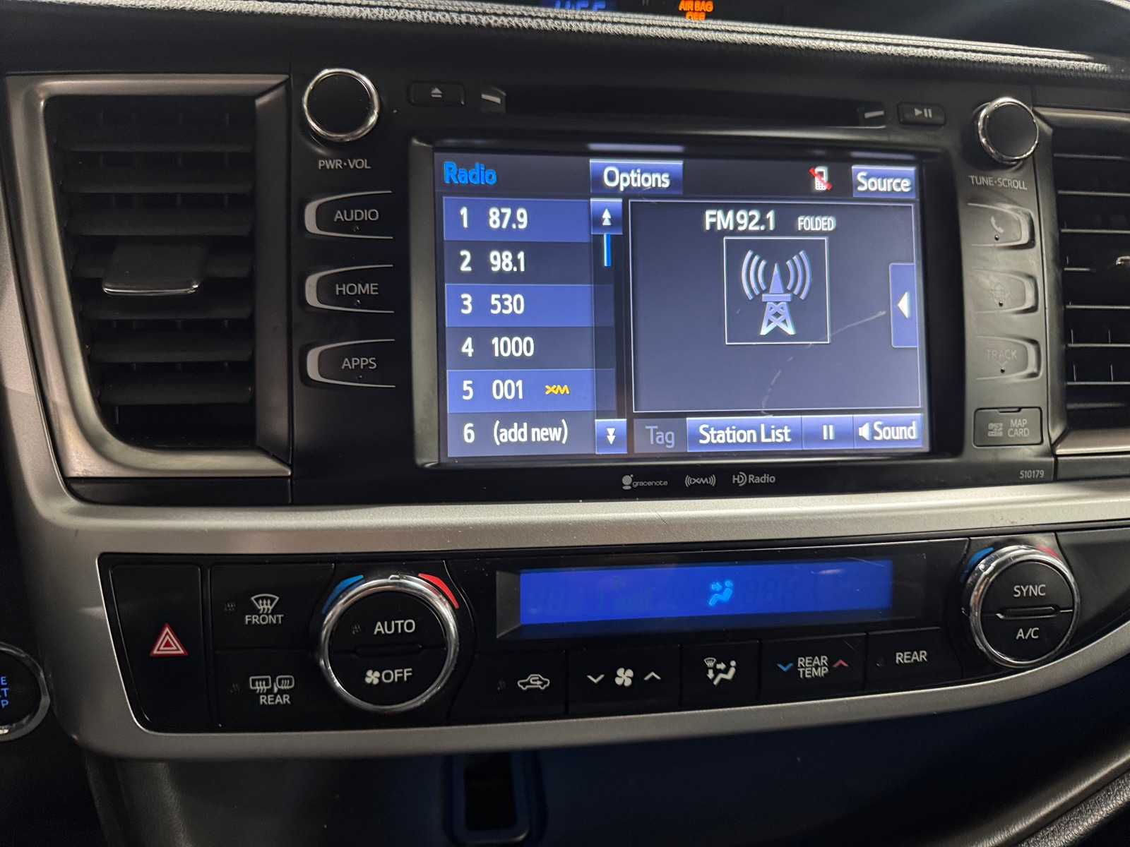 Thumbnail: 2018 Toyota Highlander - 3