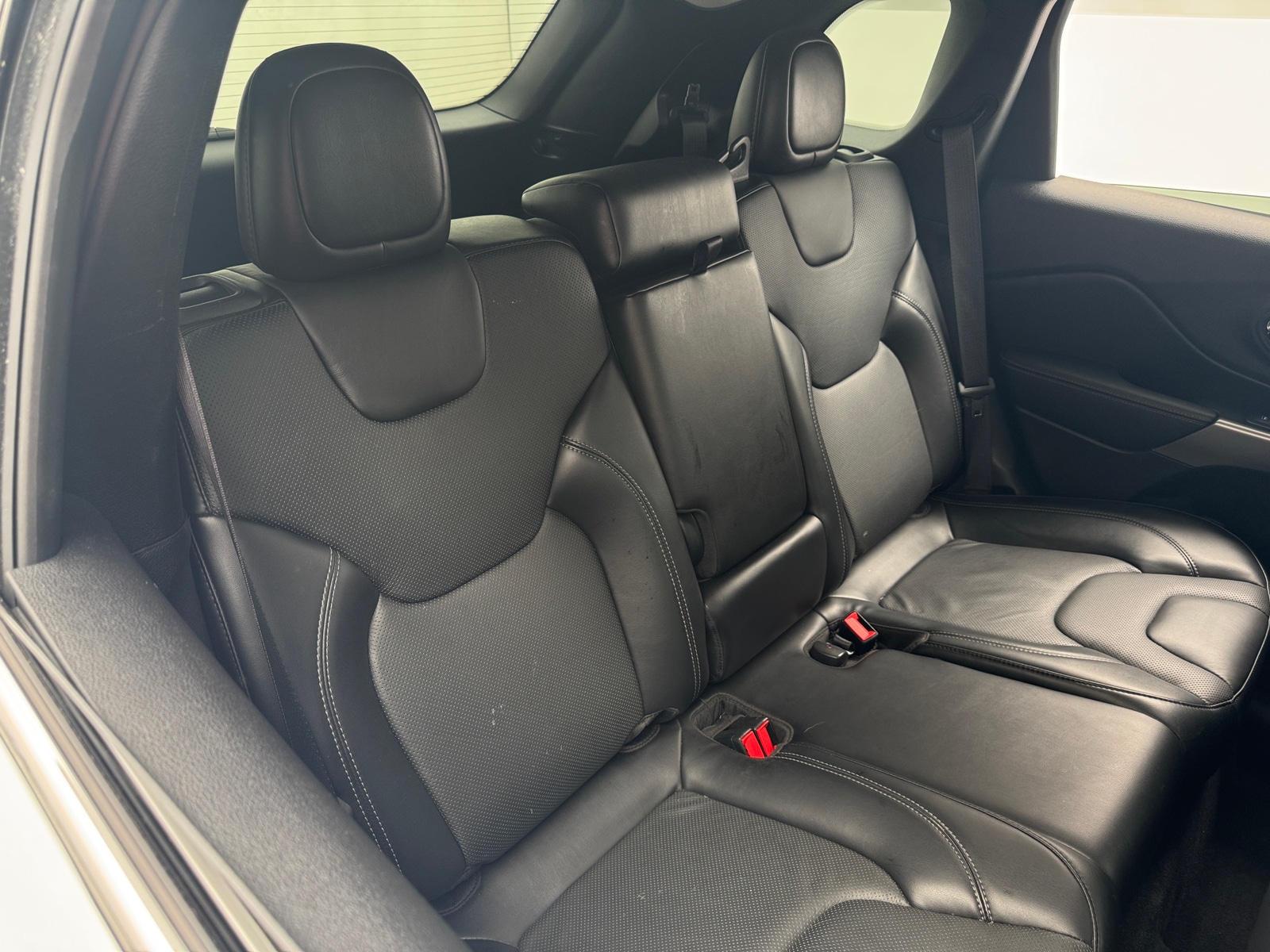 Thumbnail: 2021 Jeep Cherokee - 5