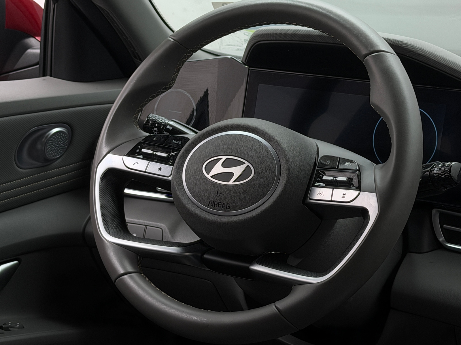 Thumbnail: 2024 Hyundai Elantra - 5