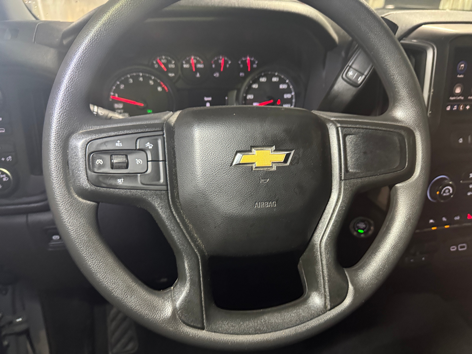 Thumbnail: 2025 Chevrolet Silverado 1500 - 5