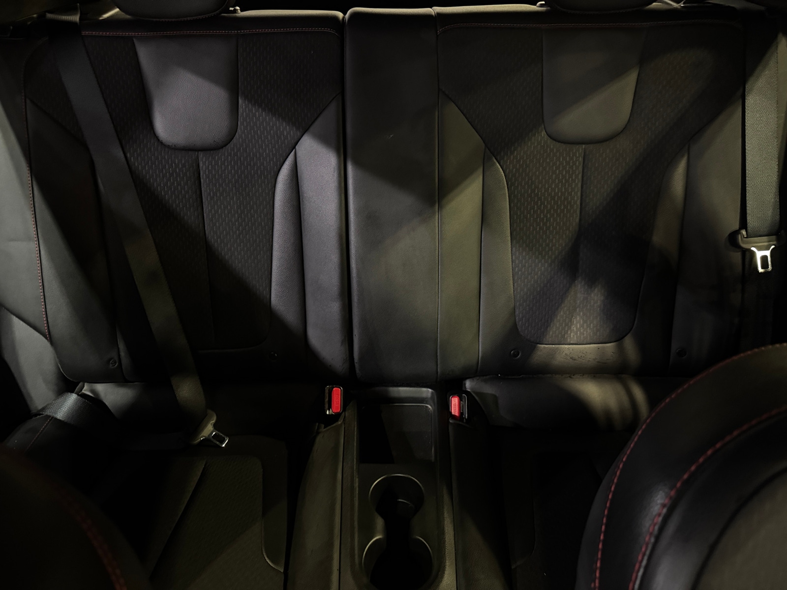 Thumbnail: 2020 Hyundai Veloster - 6