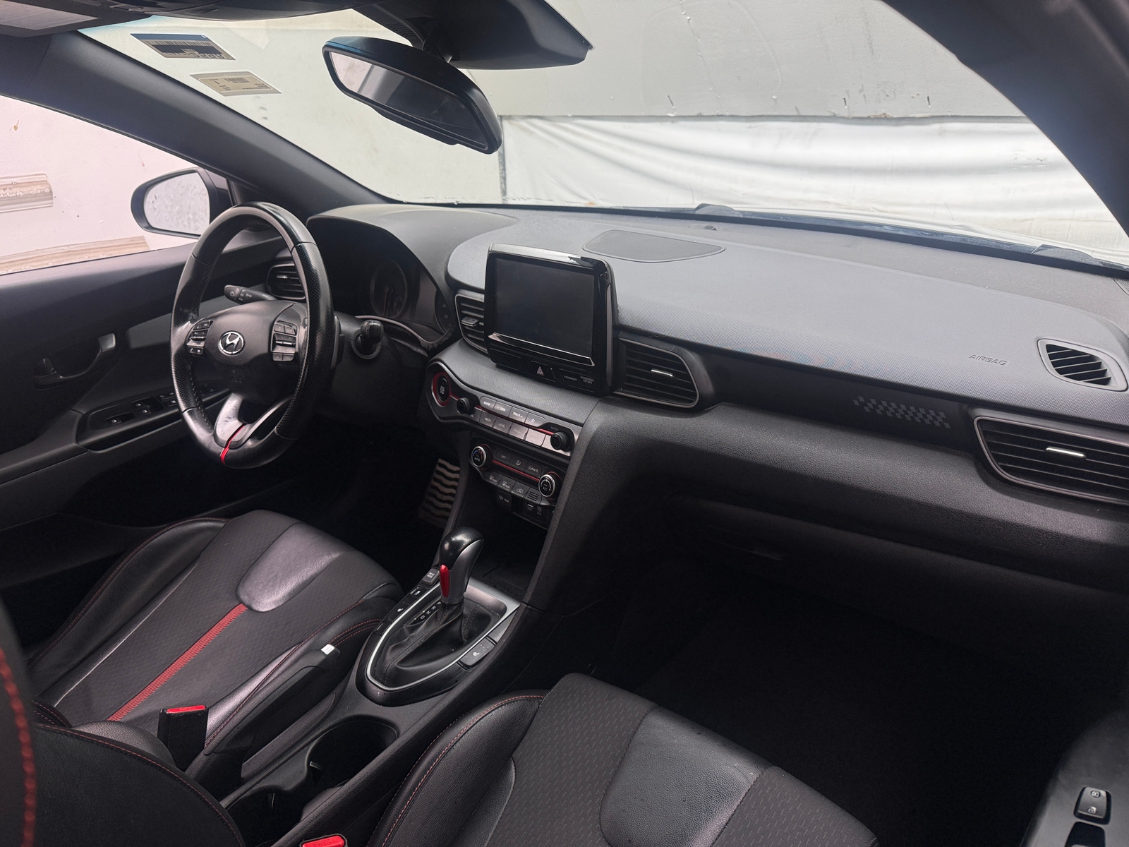 Thumbnail: 2020 Hyundai Veloster - 3