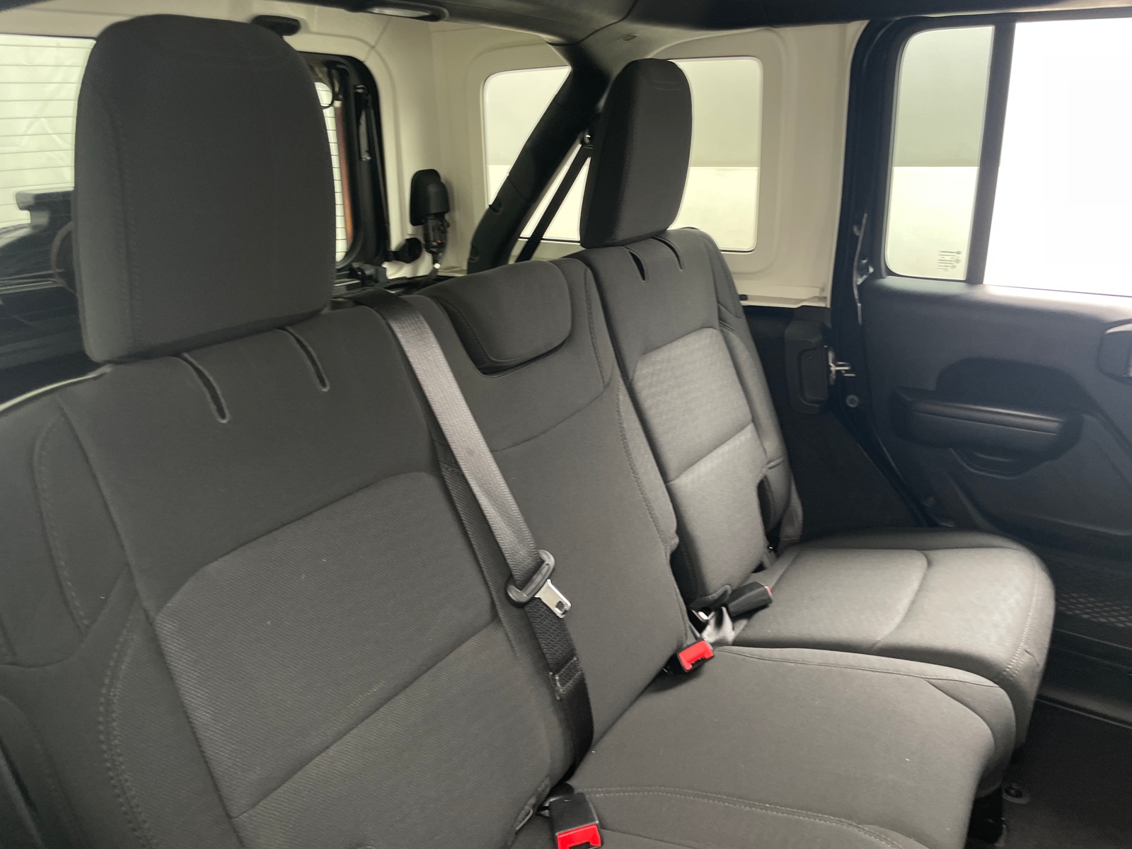 Thumbnail: 2020 Jeep Wrangler - 6