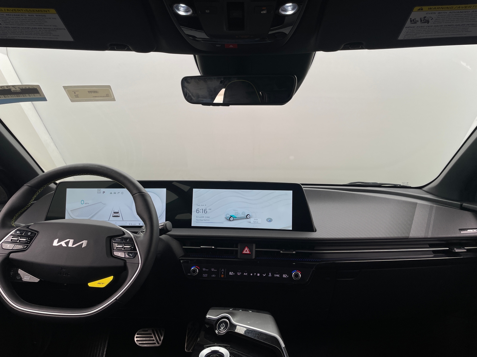 Thumbnail: 2023 Kia EV6 - 2