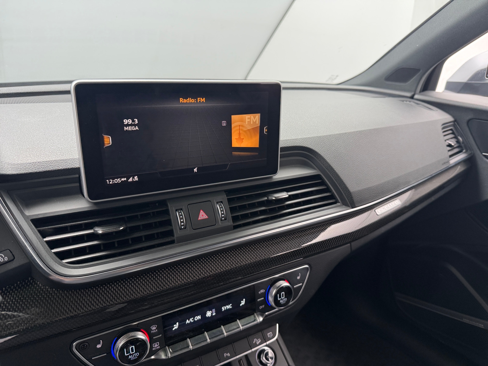 Thumbnail: 2018 Audi SQ5 - 3