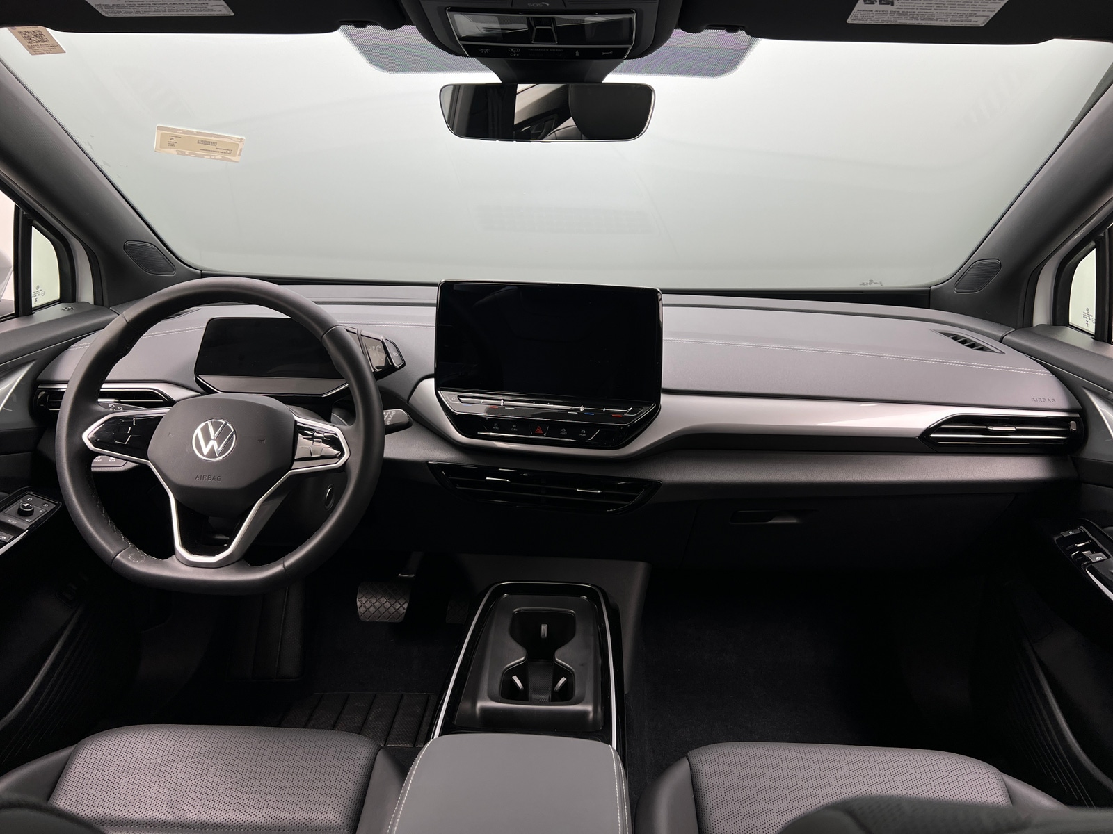 Thumbnail: 2023 Volkswagen ID.4 - 2