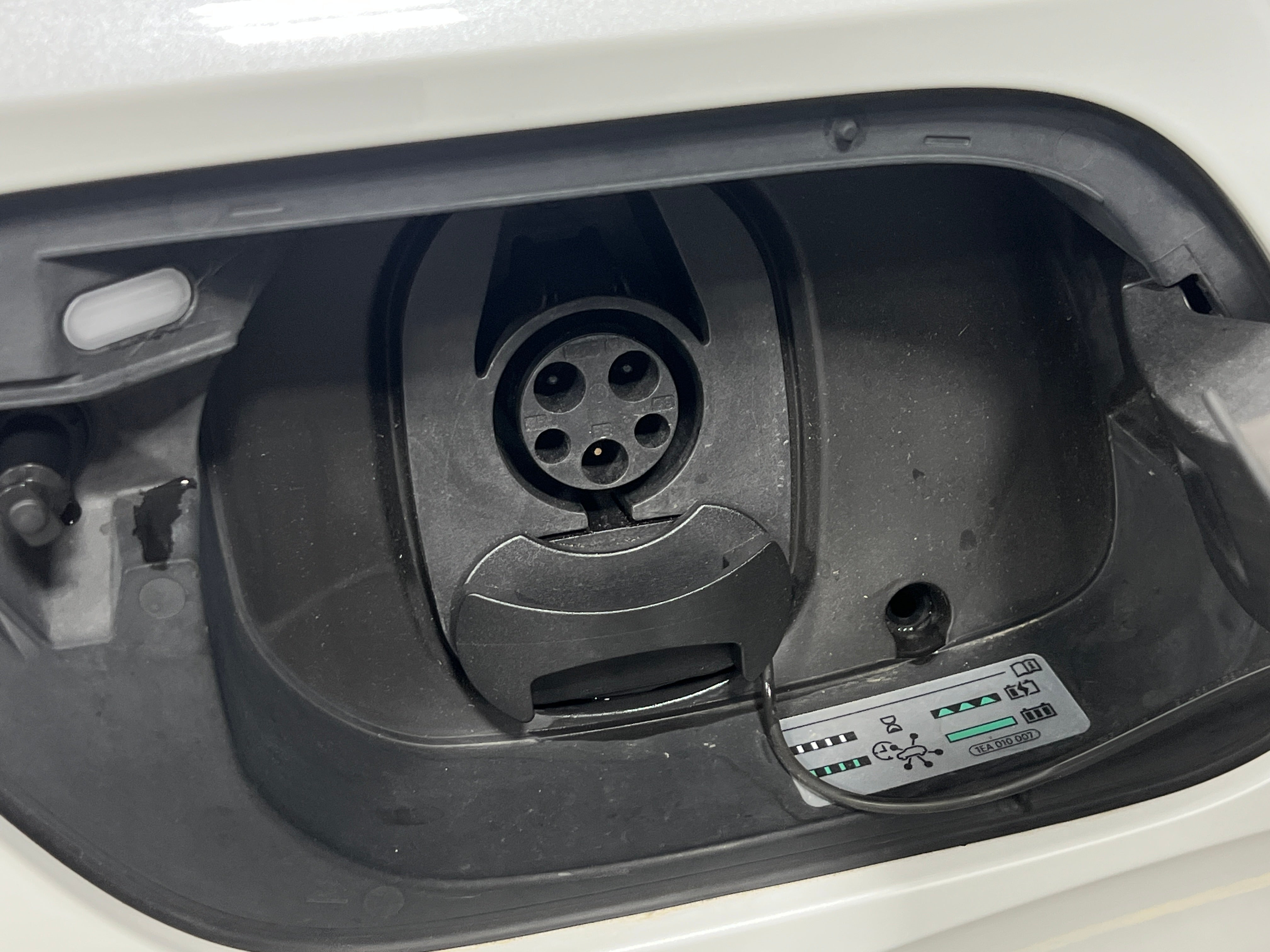 Used 2023 Volkswagen ID.4 PRO S with VIN 1V2WNPE80PC028066 for sale in Auburn, WA
