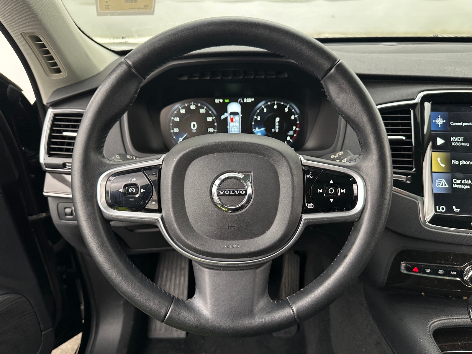 Thumbnail: 2018 Volvo XC90 - 4