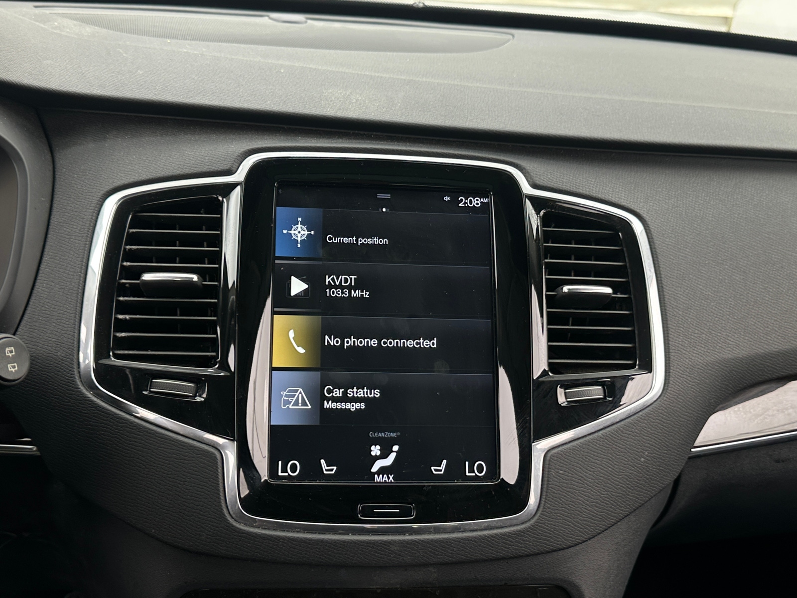 Thumbnail: 2018 Volvo XC90 - 3