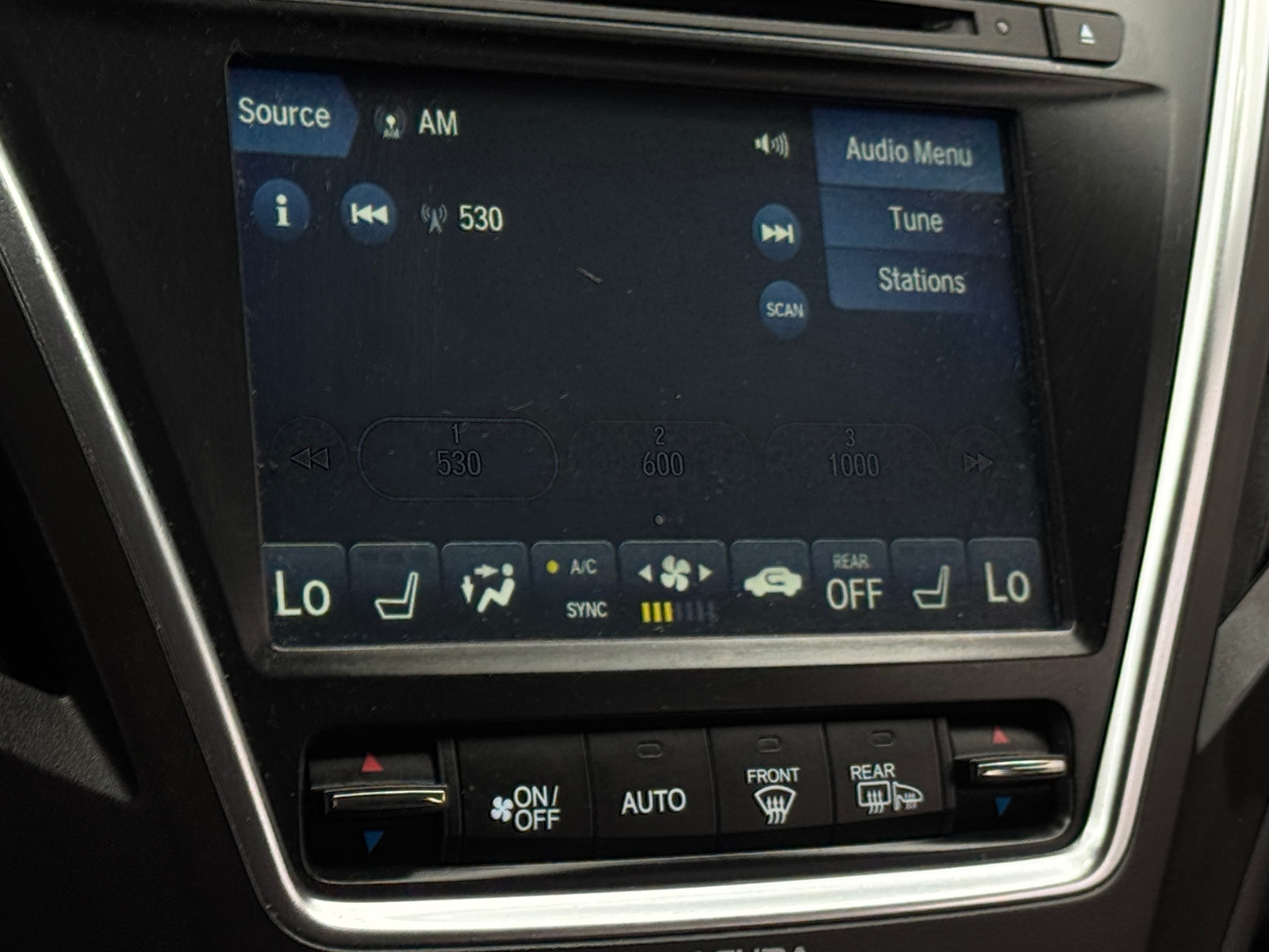 Thumbnail: 2020 Acura MDX - 3
