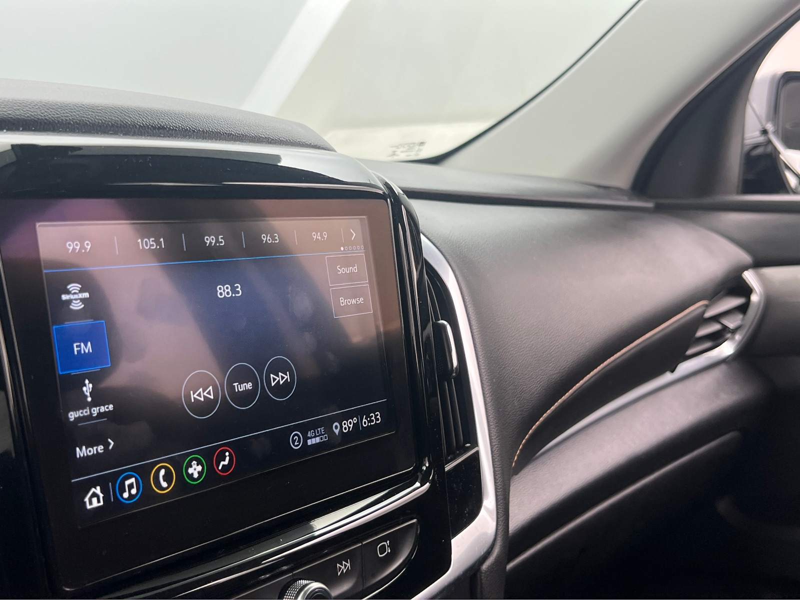 Thumbnail: 2020 Chevrolet Traverse - 4