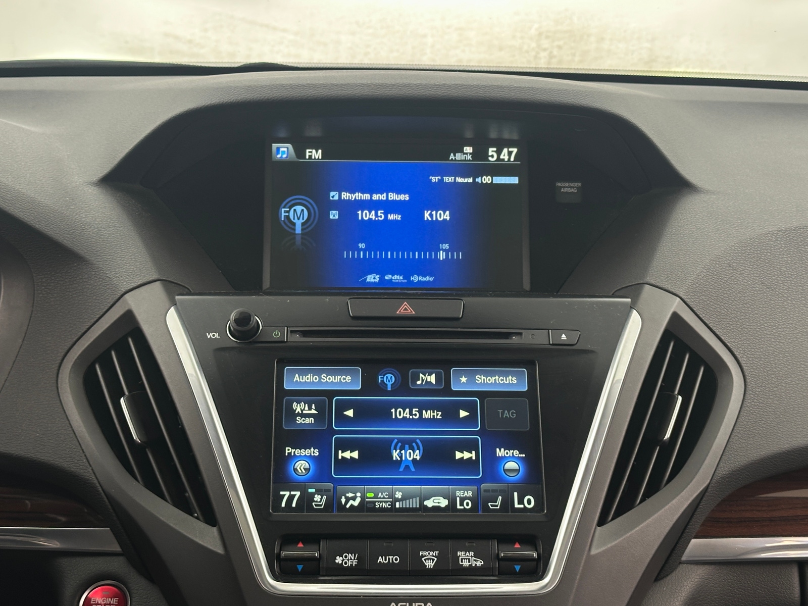 Thumbnail: 2015 Acura MDX - 3