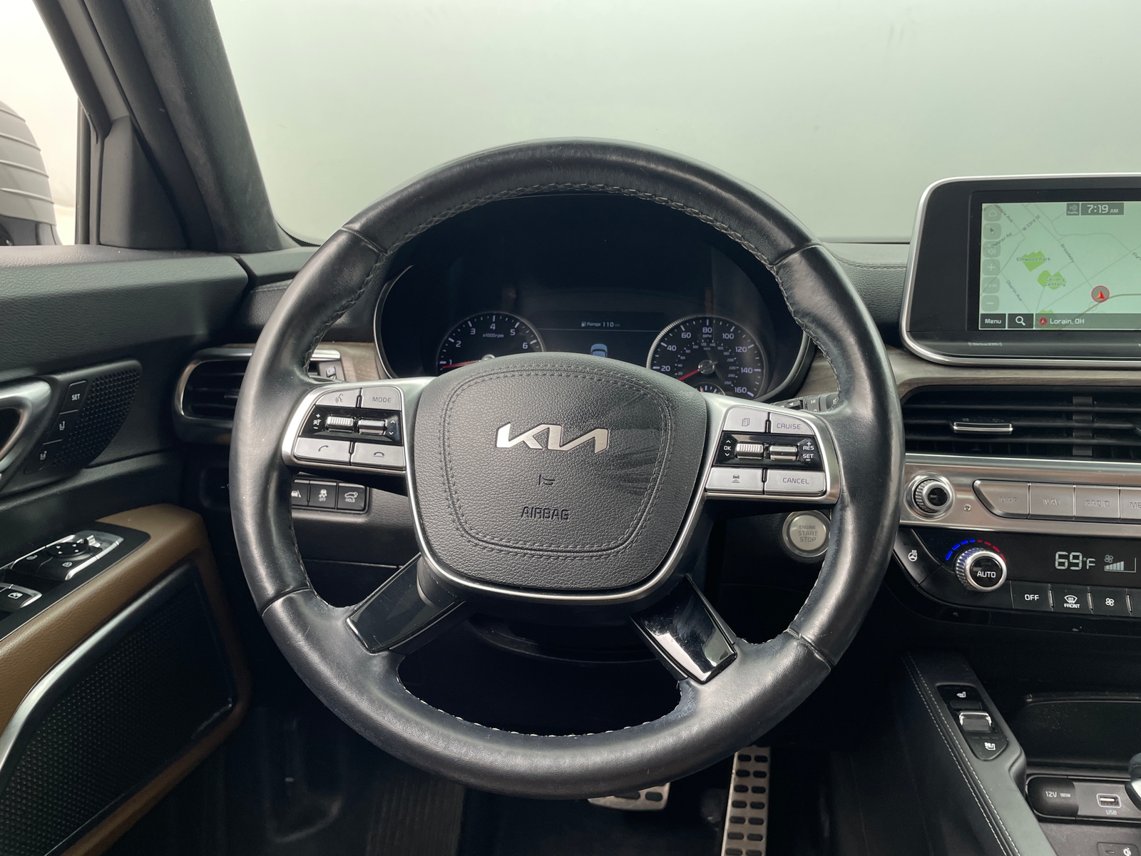 Thumbnail: 2022 Kia Telluride - 4