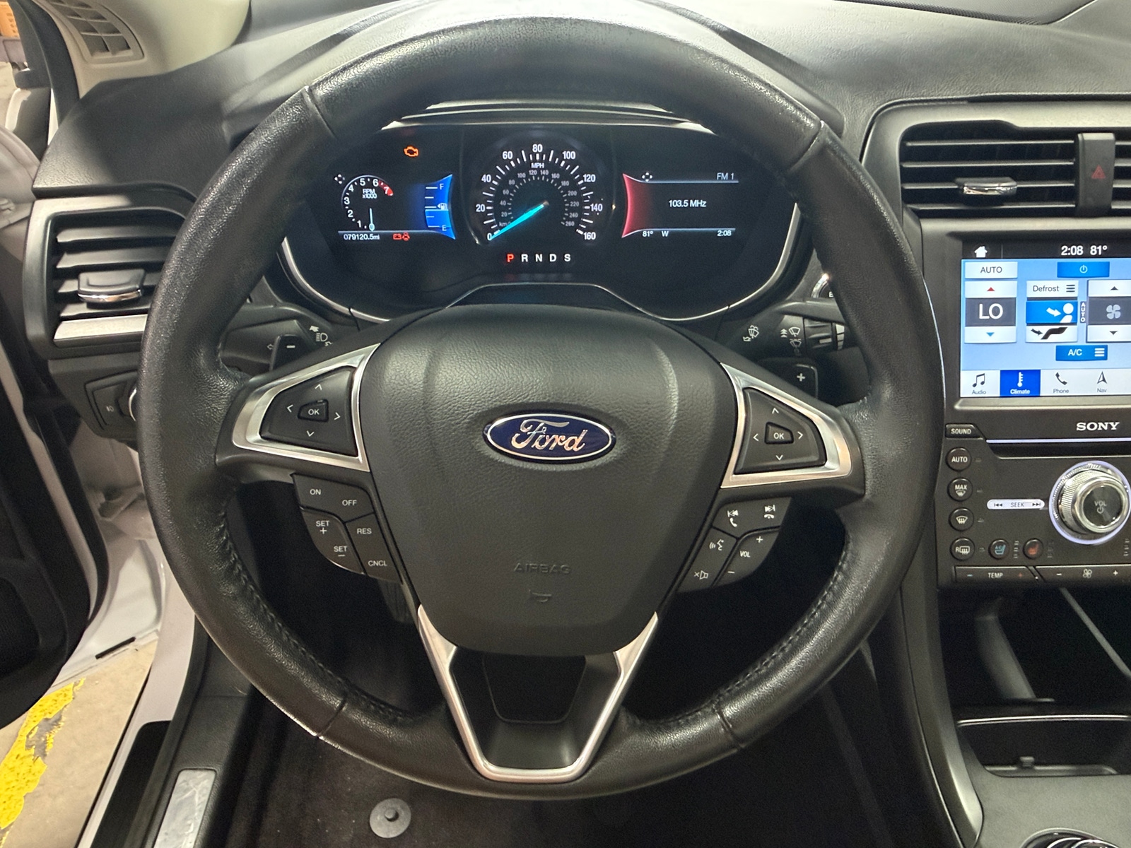 Thumbnail: 2017 Ford Fusion - 4