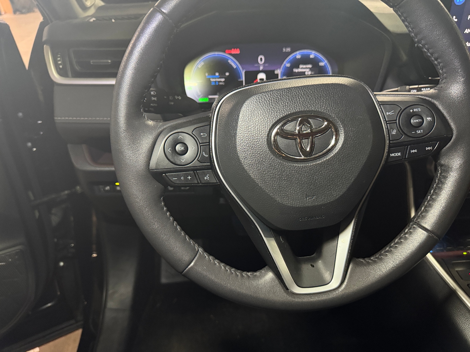Thumbnail: 2023 Toyota RAV4 - 4