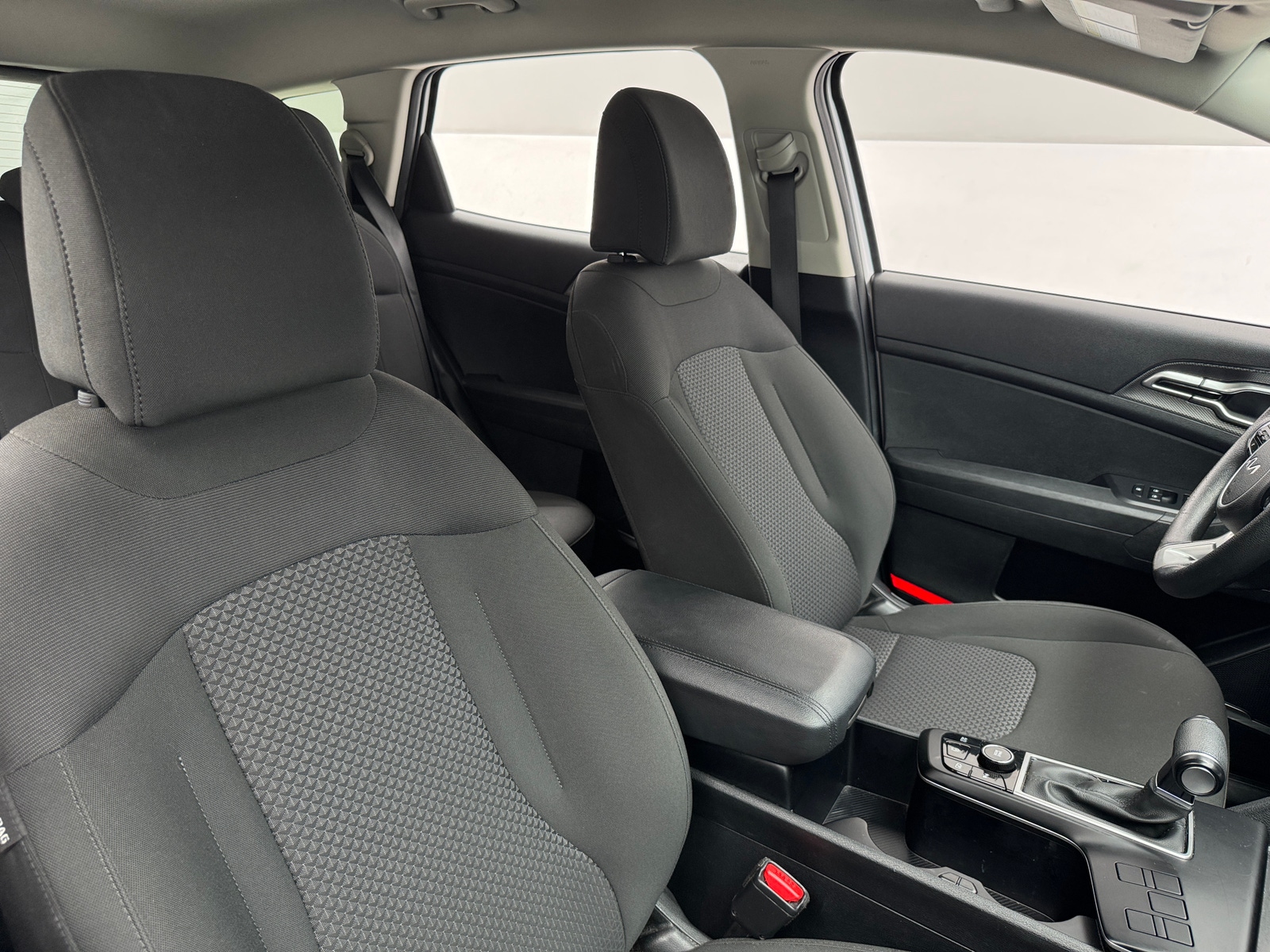 Thumbnail: 2025 Kia Sportage - 2