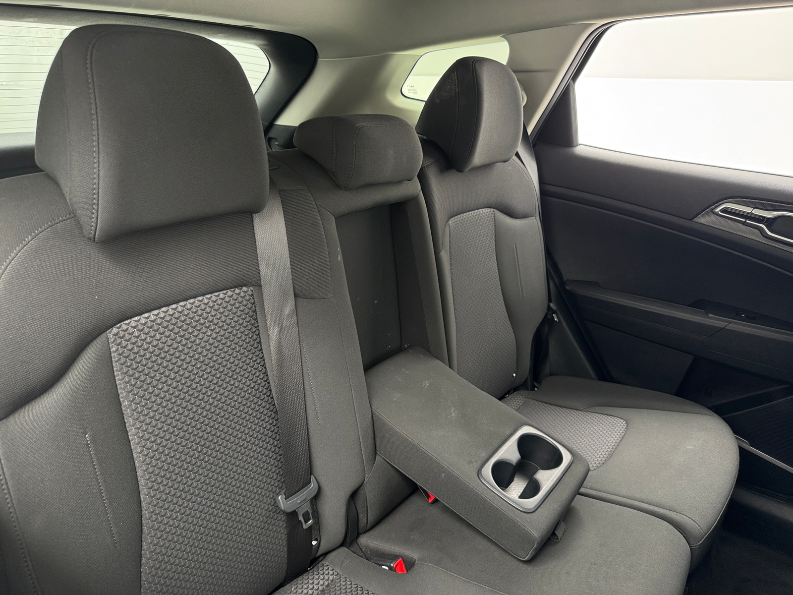 Thumbnail: 2025 Kia Sportage - 6