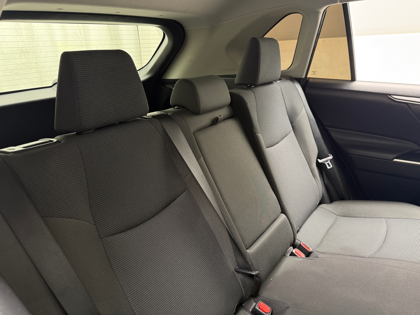 Thumbnail: 2021 Toyota RAV4 - 6