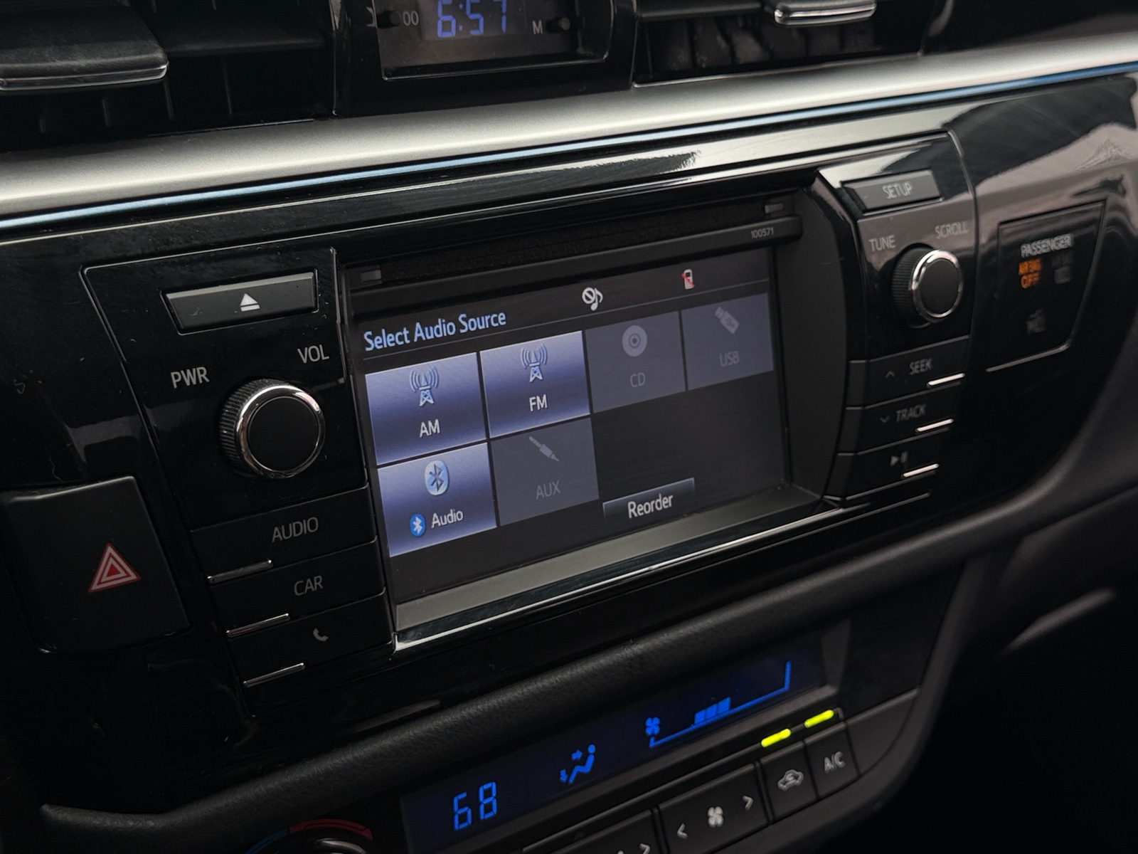 Thumbnail: 2016 Toyota Corolla - 4