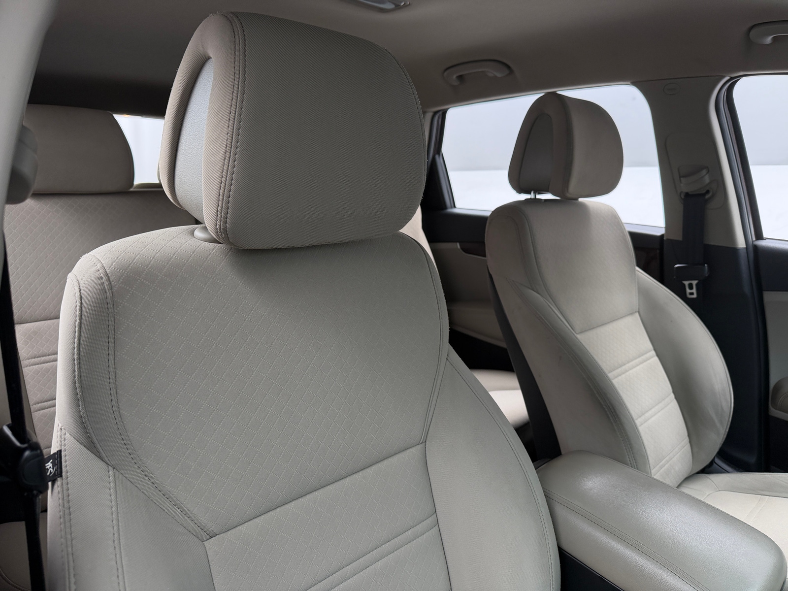 Thumbnail: 2016 Kia Sorento - 2