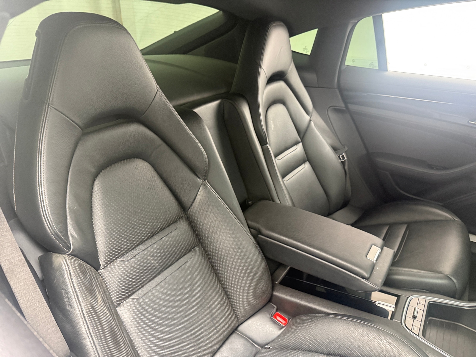 Thumbnail: 2019 Porsche Panamera - 6