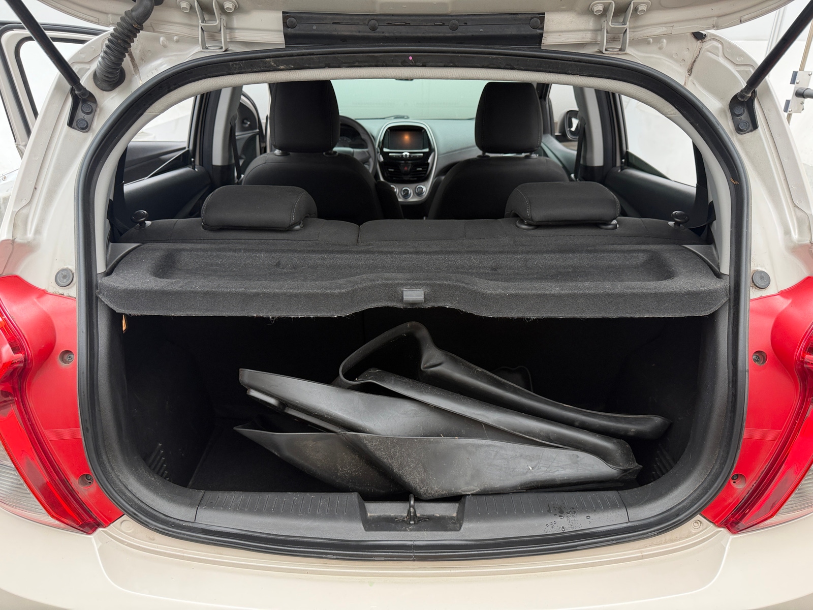 Thumbnail: 2018 Chevrolet Spark - 7