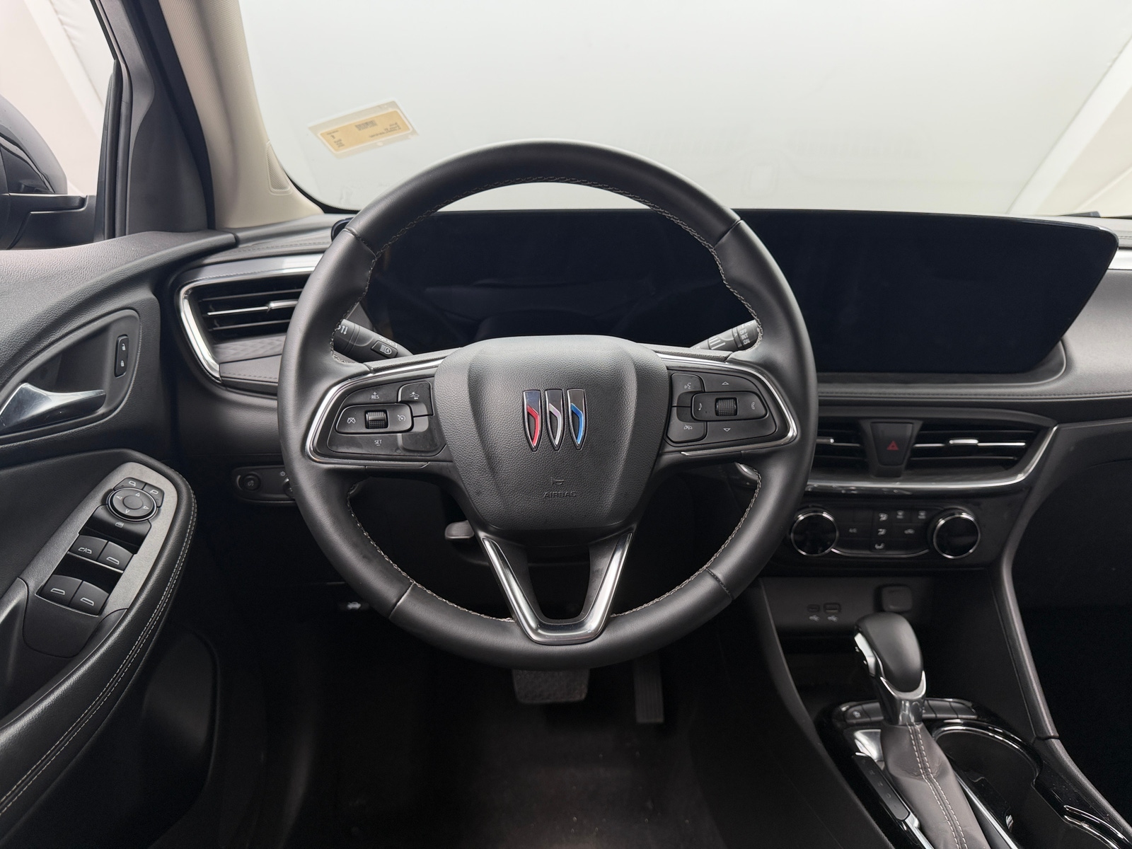 Thumbnail: 2025 Buick Encore GX - 4