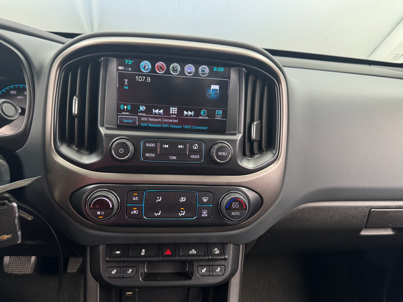 Thumbnail: 2018 Chevrolet Colorado - 3