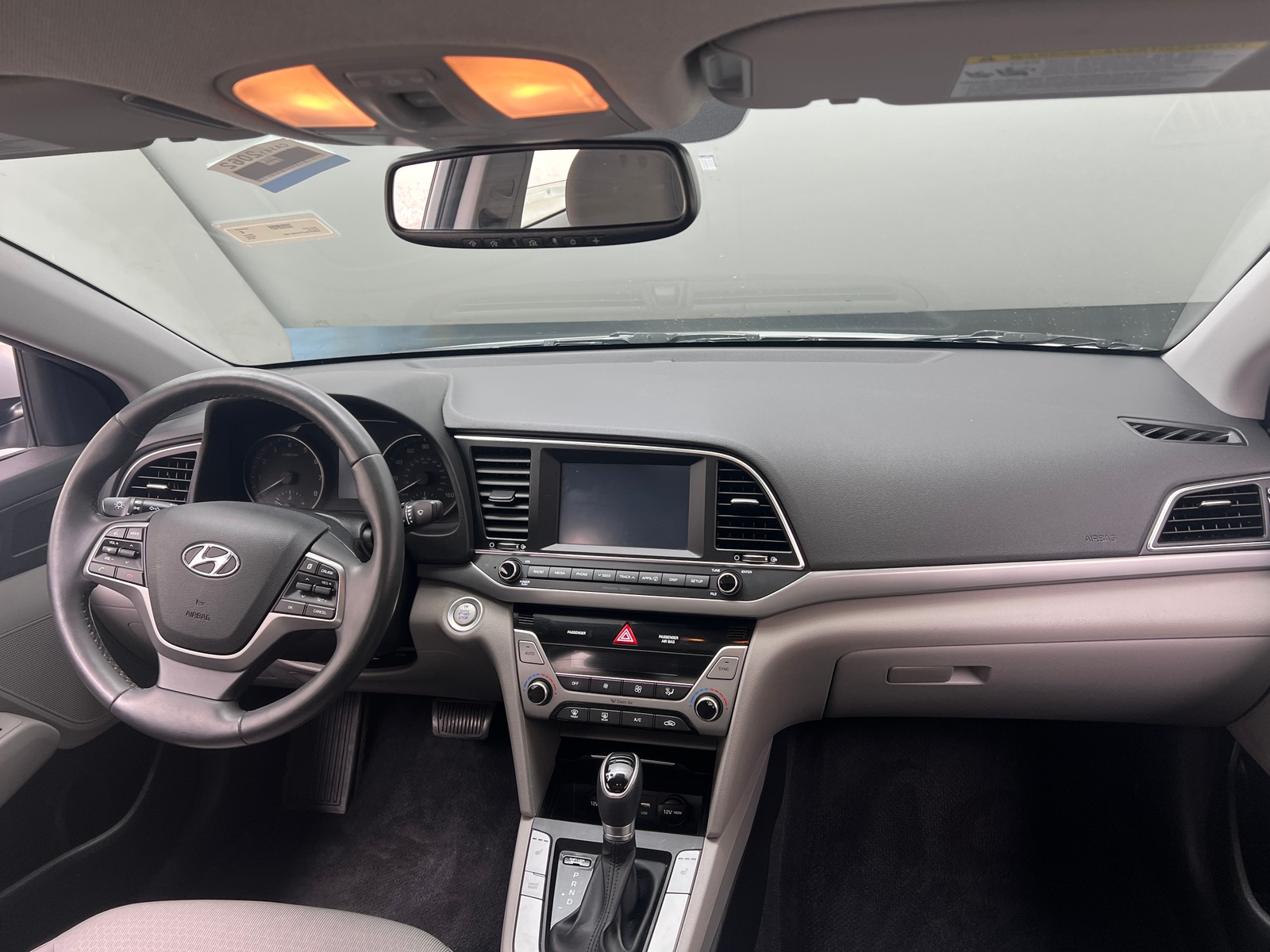 Thumbnail: 2018 Hyundai Elantra - 3