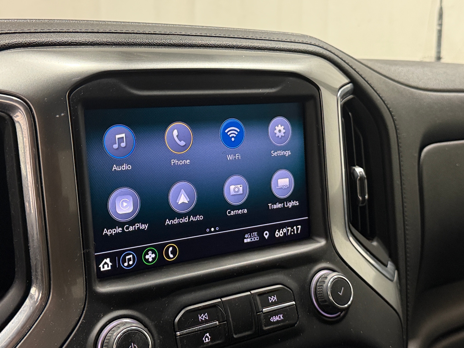 Thumbnail: 2021 Chevrolet Silverado 2500 - 4