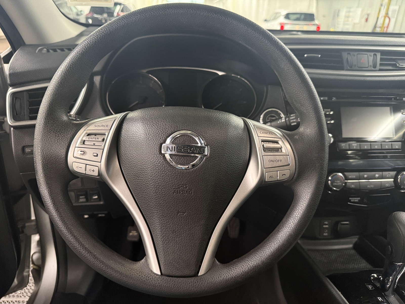 Thumbnail: 2016 Nissan Rogue - 5