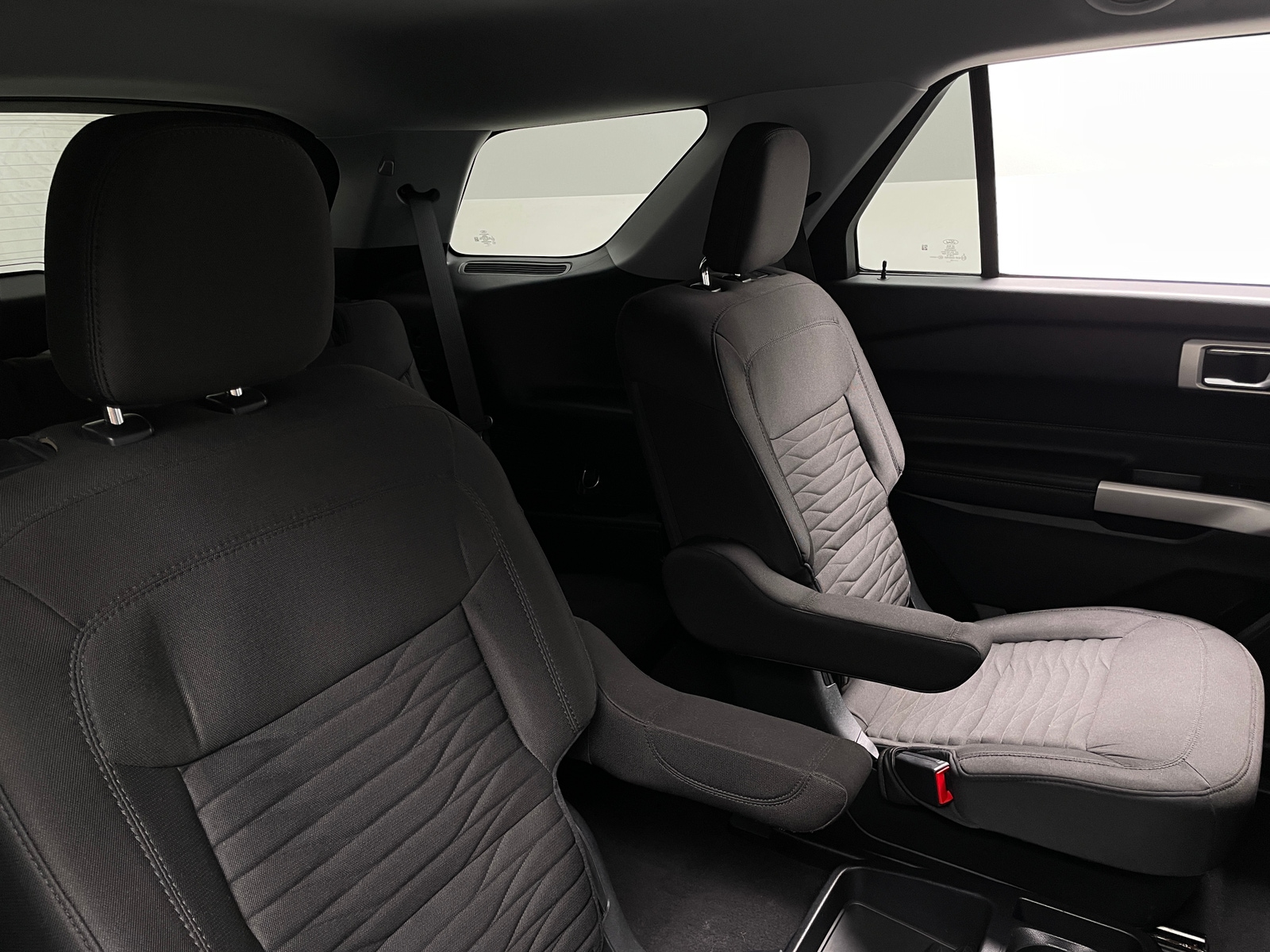 Thumbnail: 2021 Ford Explorer - 6