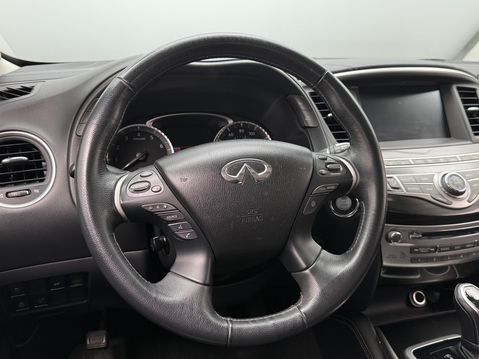 Thumbnail: 2017 INFINITI QX60 - 4