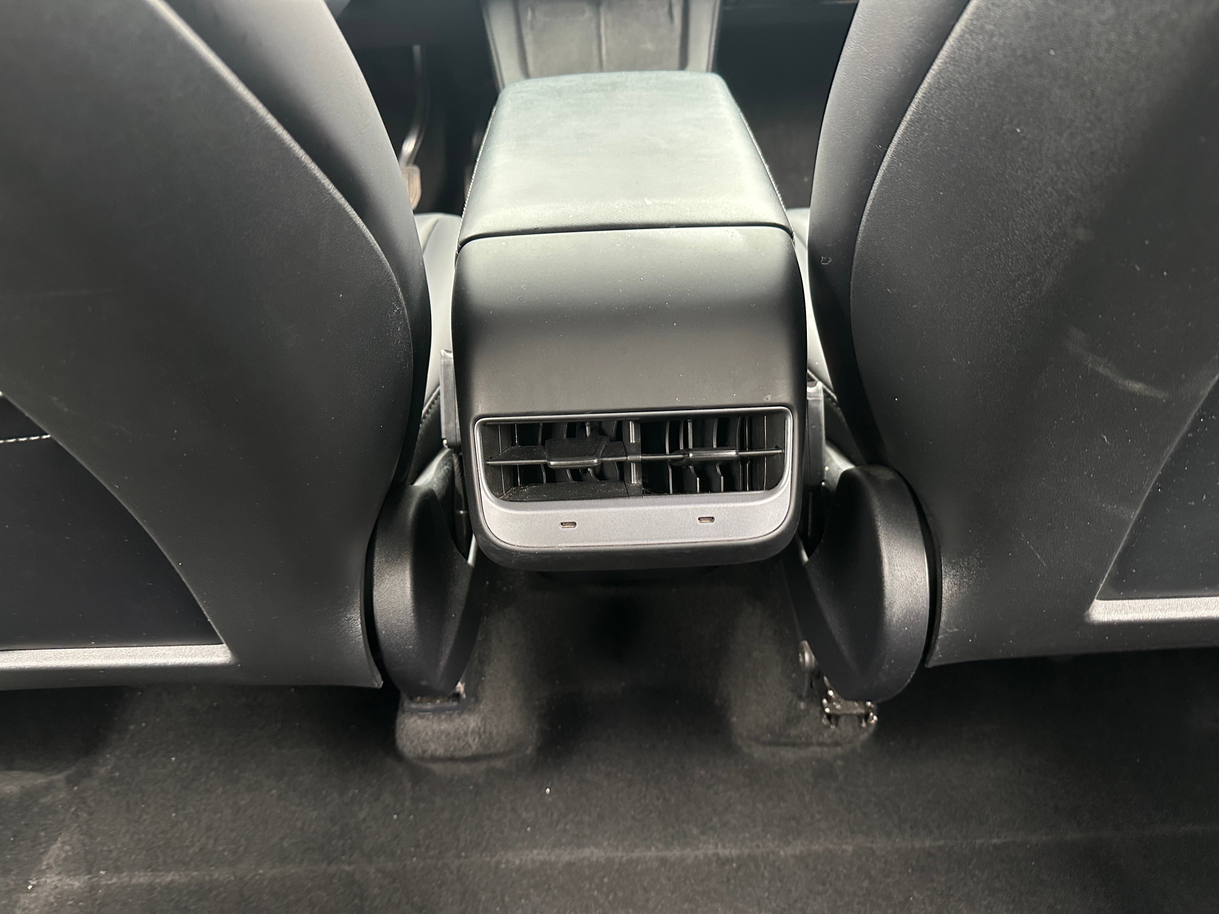 Used 2023 Tesla Model Y Long Range with VIN 7SAYGDEE5PA031458 for sale in Auburn, WA