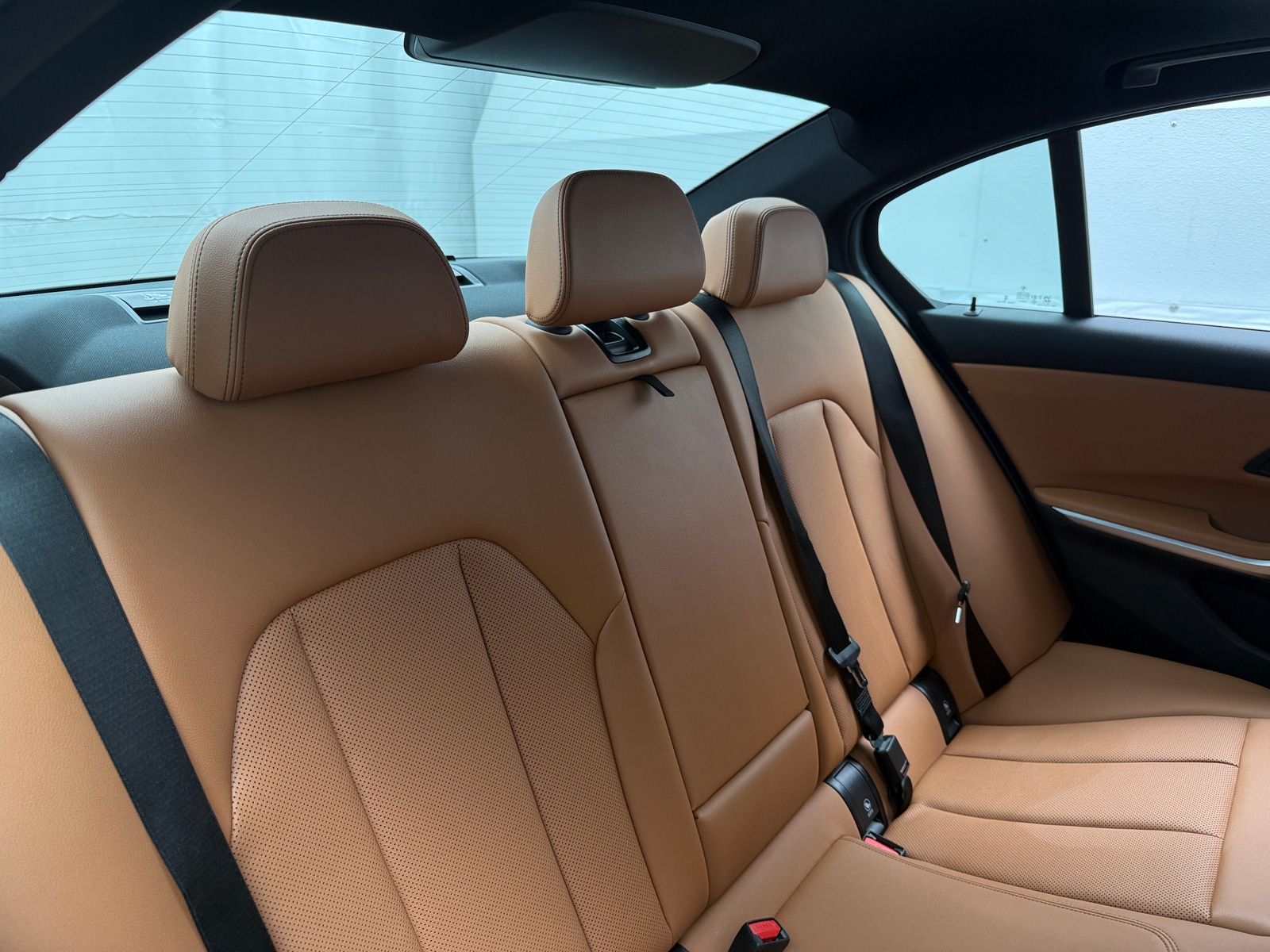 Thumbnail: 2026 BMW 3 Series - 6