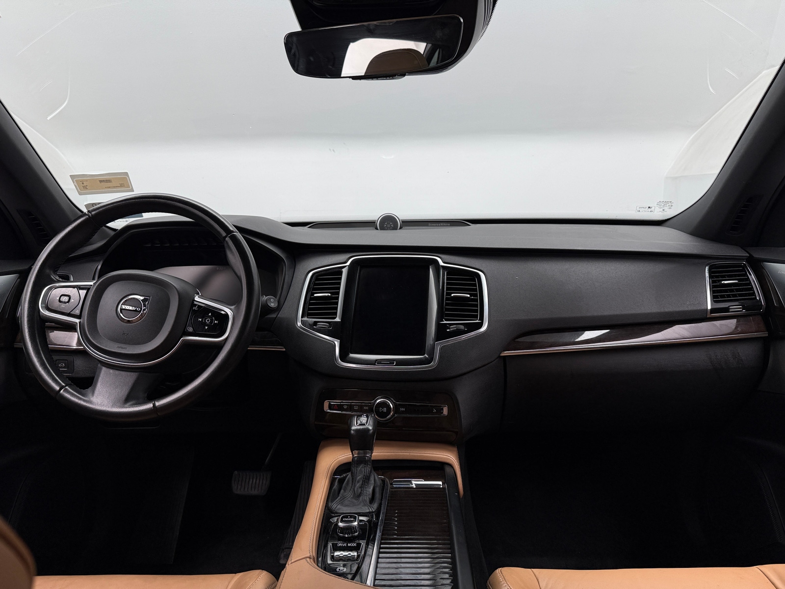 Thumbnail: 2017 Volvo XC90 - 2