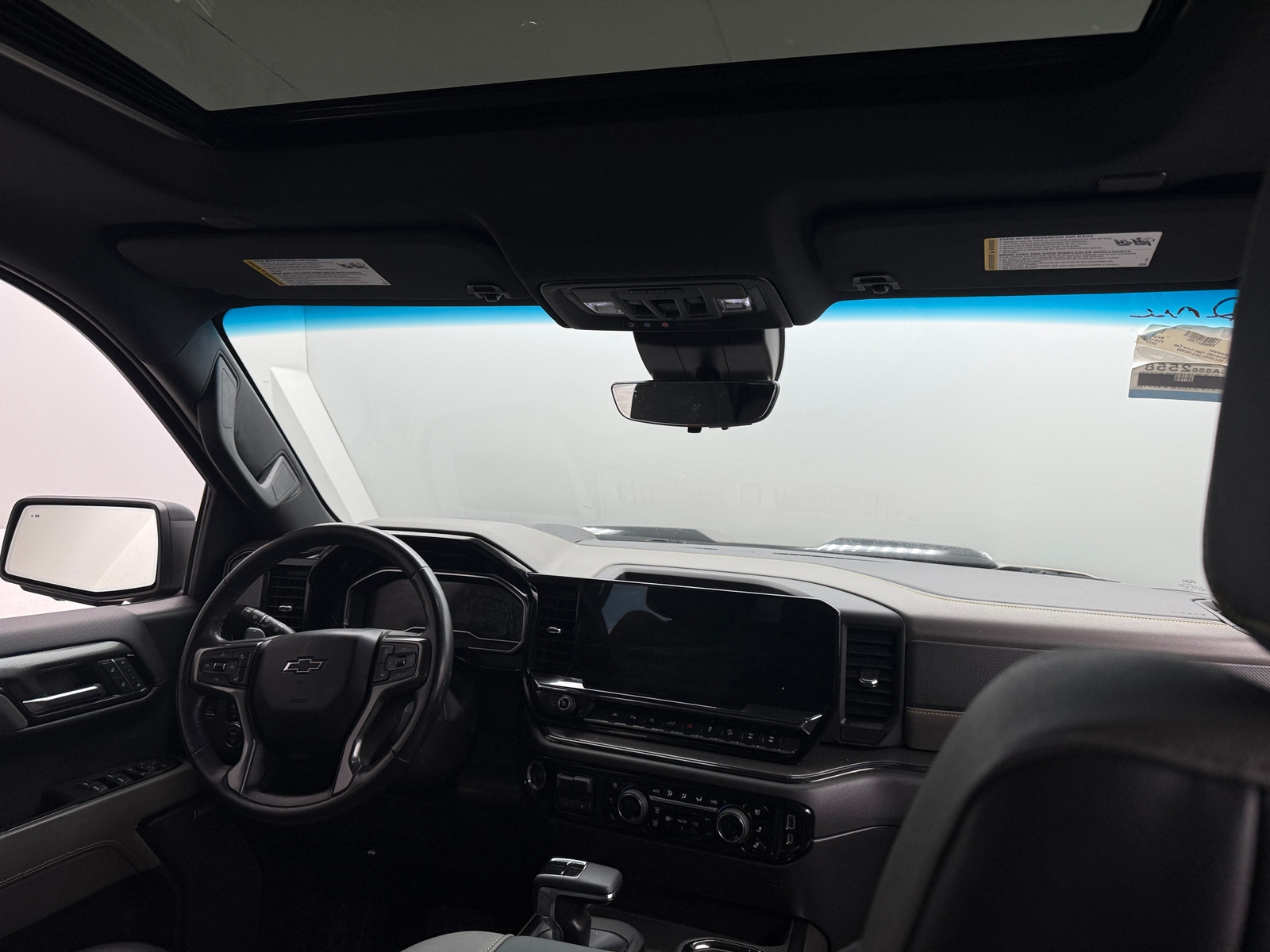 Thumbnail: 2023 Chevrolet Silverado 1500 - 3