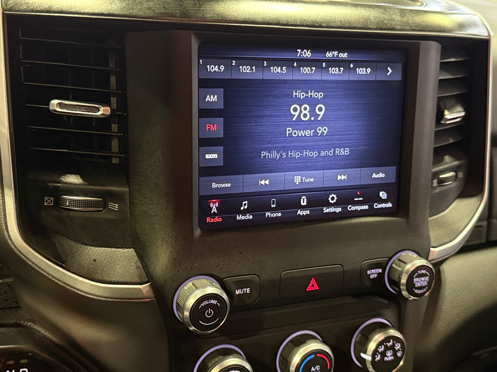Thumbnail: 2019 RAM 1500 - 4