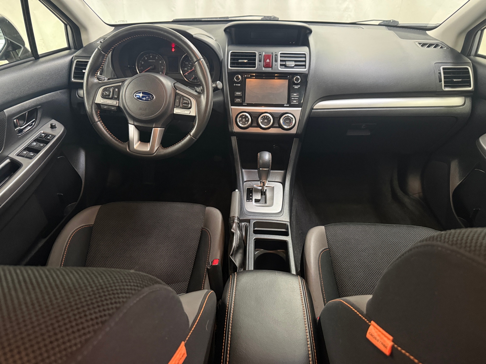 Thumbnail: 2016 Subaru Crosstrek - 3