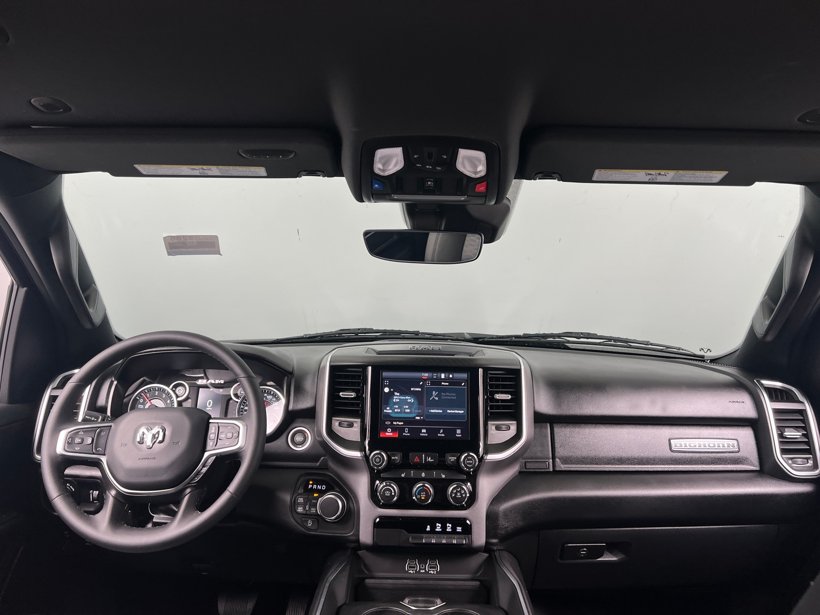Thumbnail: 2025 RAM 1500 - 3