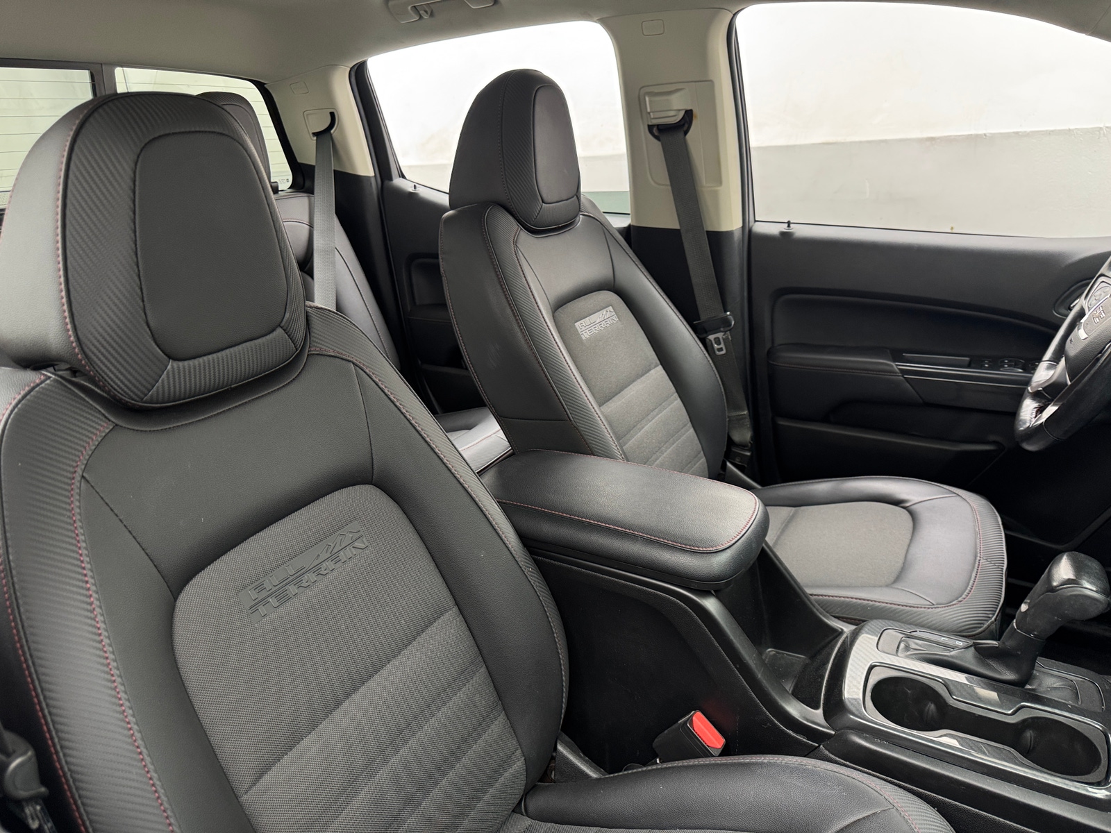 Thumbnail: 2019 GMC Canyon - 2