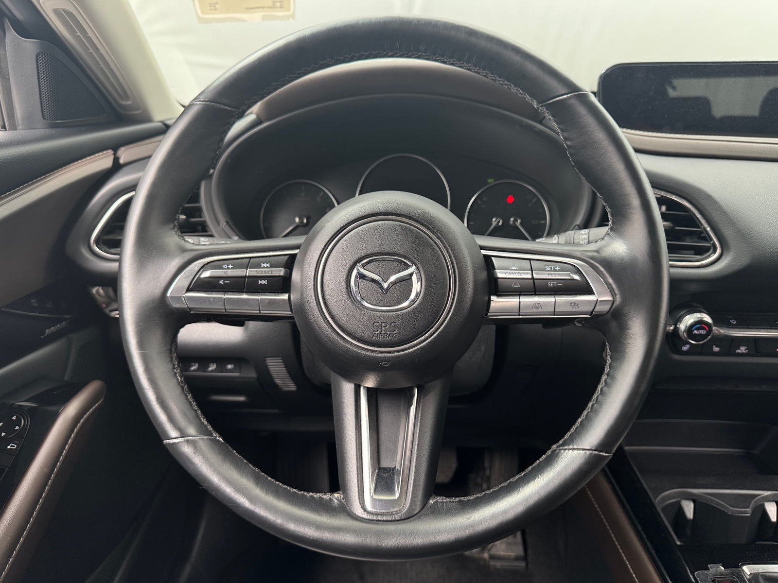 Thumbnail: 2023 Mazda CX-30 - 4
